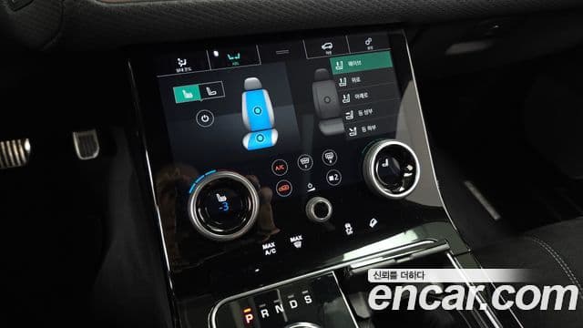 Land Rover Range Rover Velar 2019 — Фото 17/20