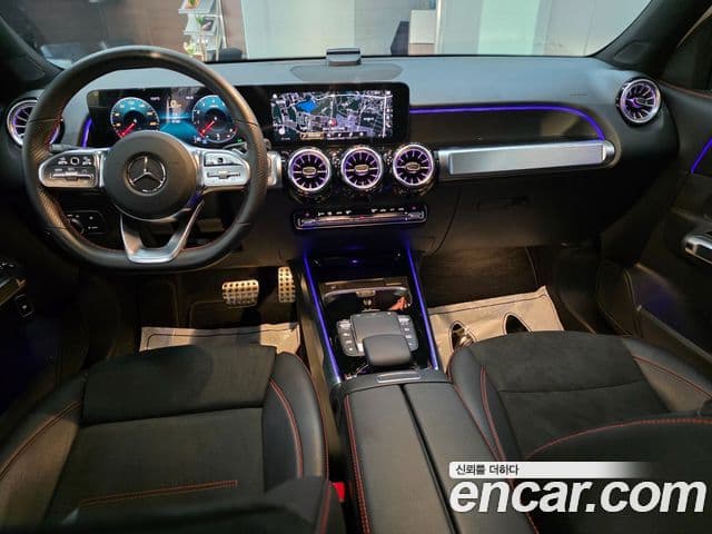 Mercedes-Benz GLB-Class 2022 — Фото 6/20