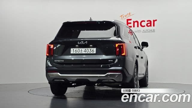 Kia Sorento 2024 — Photo 28/32