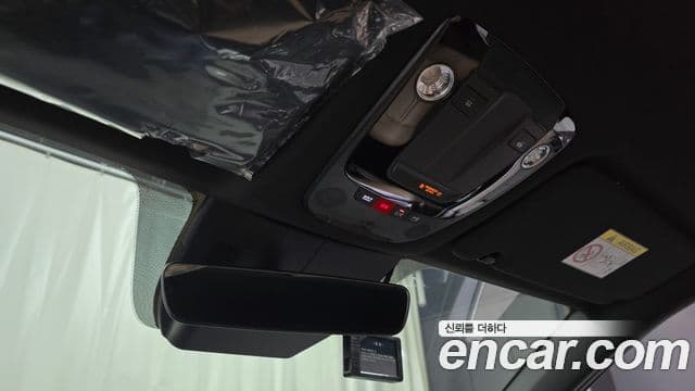 Kia Sorento 2024 — Photo 1/32