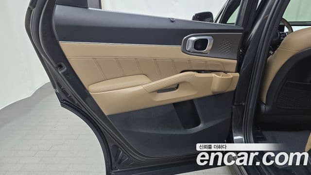 Kia Sorento 2024 — Photo 14/32