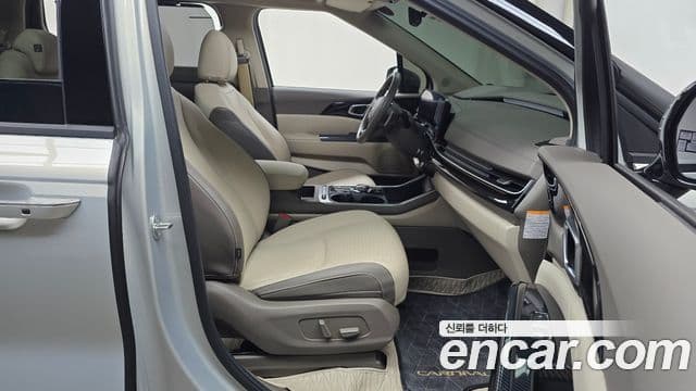 Kia Carnival 2024 — Photo 1/39