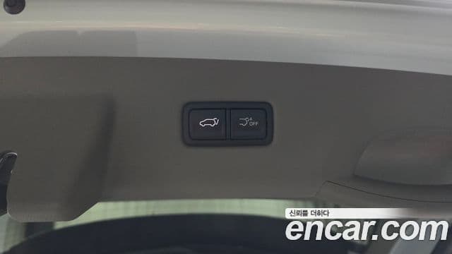 Kia Carnival 2024 — Photo 21/39