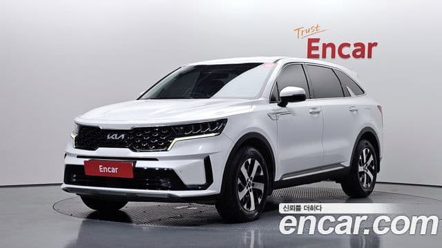 Kia Sorento 2022 — Фото 1/20