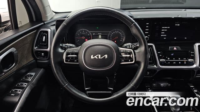 Kia Sorento 2022 — Фото 14/20