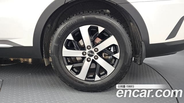 Kia Sorento 2022 — ფოტო 29/34
