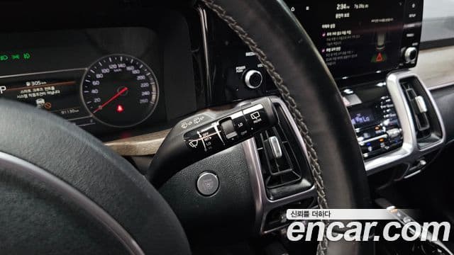 Kia Sorento 2022 — ფოტო 31/34