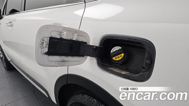 Kia Sorento 2022 — ფოტო 22/34
