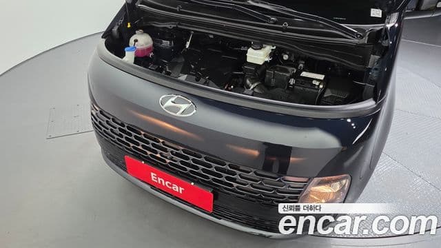 Hyundai Staria 2023 — Фото 6/20