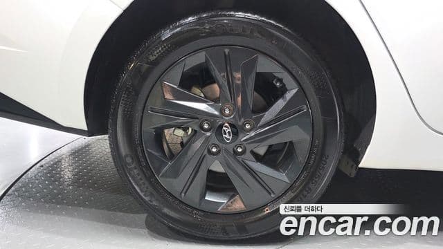 Hyundai Avante 2023 — ფოტო 5/20