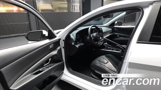 Hyundai Avante 2023 — ფოტო 10/20