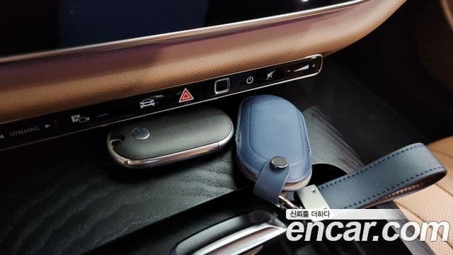 Mercedes-Benz E-Class 2025 — Фото 15/20