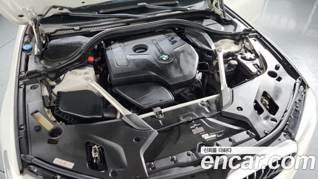 BMW 5 Series 2018 — ფოტო 6/20
