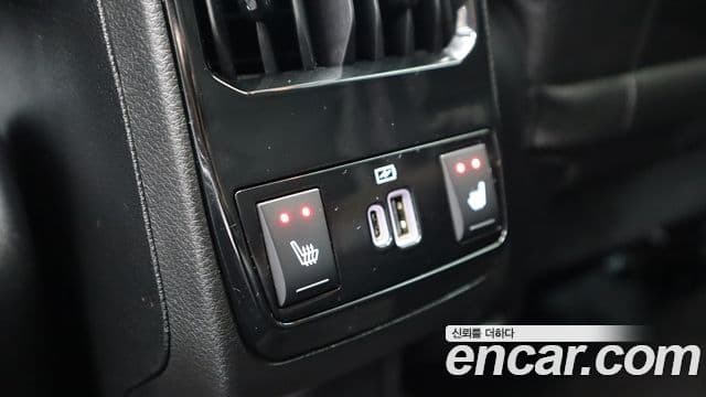 Jeep Compass 2022 — Şəkil 13/20