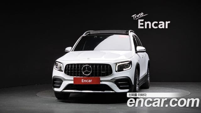 Mercedes-Benz GLB-Class 2023 — Şəkil 34/34