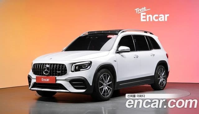 Mercedes-Benz GLB-Class 2023 — Şəkil 22/34