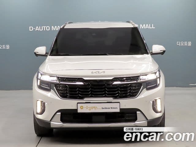 Kia Seltos 2023 — ფოტო 1/20