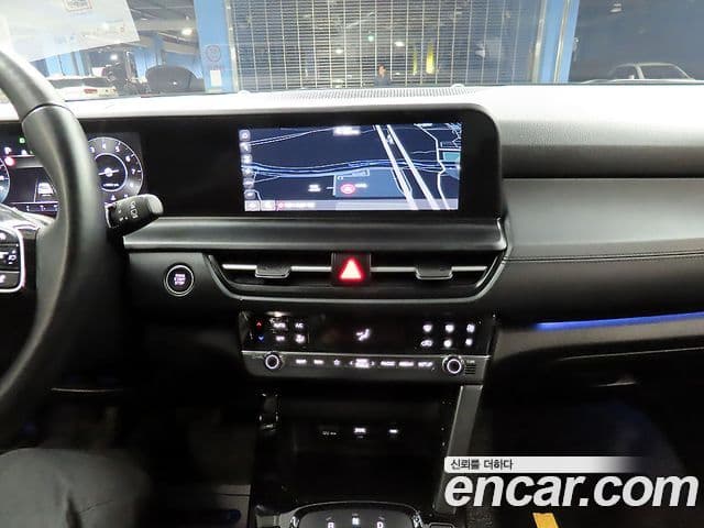 Kia Seltos 2023 — ფოტო 11/20