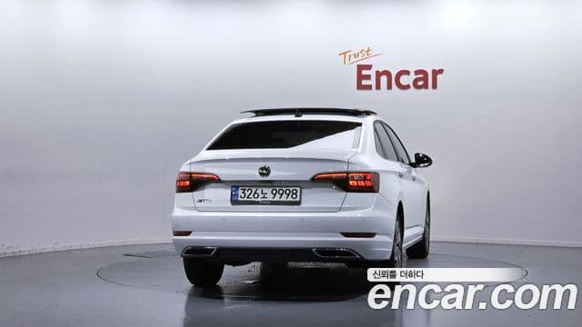 Volkswagen Jetta 2021 — Şəkil 4/20