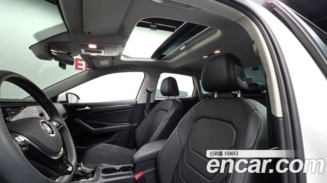 Volkswagen Jetta 2021 — Şəkil 18/20