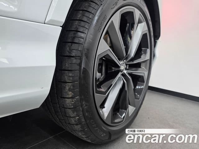 Audi Q7 2026 — ფოტო 18/20