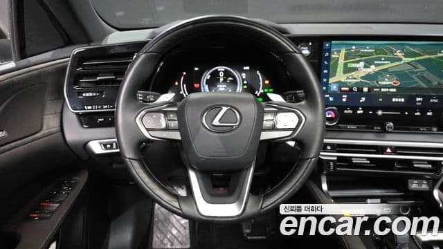 Lexus RX350h 2023 — Фото 14/20