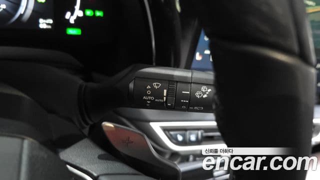 Lexus RX350h 2023 — Photo 12/35