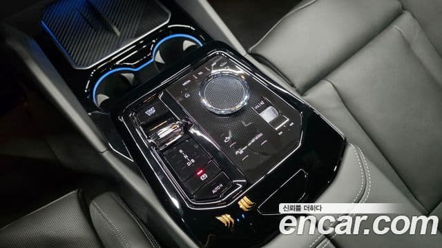 BMW i5 2025 — ფოტო 13/20