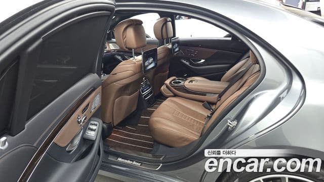 Mercedes-Benz S-Class 2018 — Фото 11/20