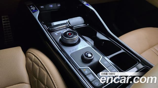 Kia Sorento 2022 — Фото 9/20