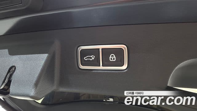 Kia Sorento 2022 — ფოტო 12/33