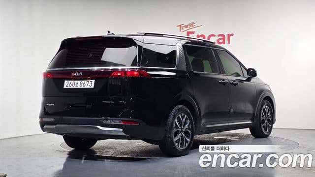 Kia Carnival 2022 — Фото 2/20