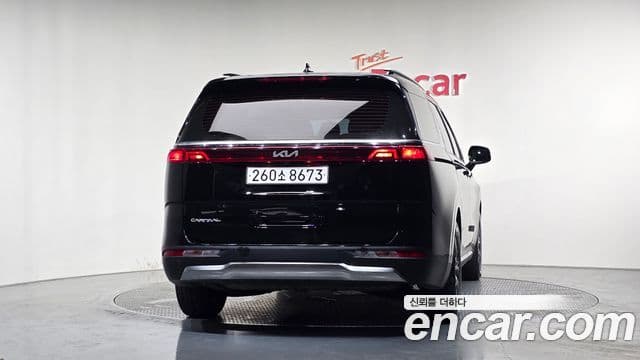 Kia Carnival 2022 — Фото 4/20