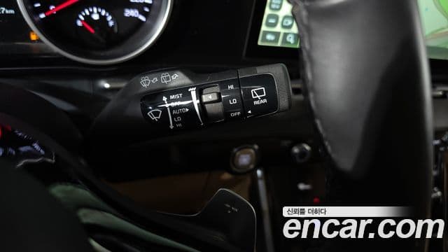 Kia Carnival 2022 — Фото 20/20
