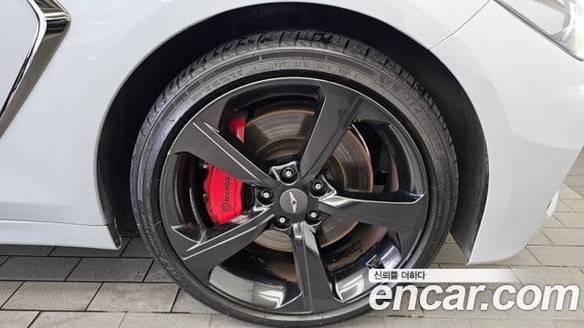 Genesis G70 2018 — Şəkil 2/38