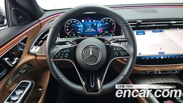 Mercedes-Benz E-Class 2024 — Фото 13/20