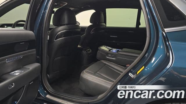 Genesis G90 2022 — Şəkil 19/20