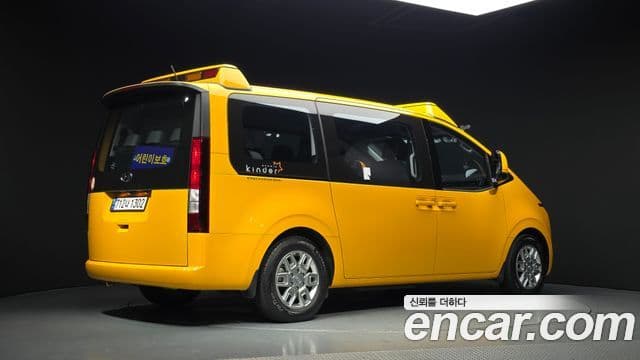 Hyundai Staria 2024 — Şəkil 2/20