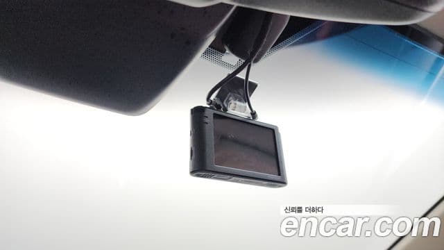 Lexus NX300h 2019 — Şəkil 23/37