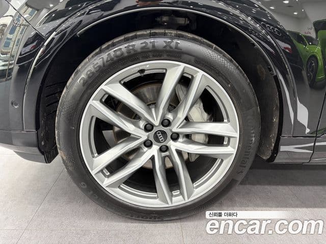 Audi Q7 2025 — Photo 13/20