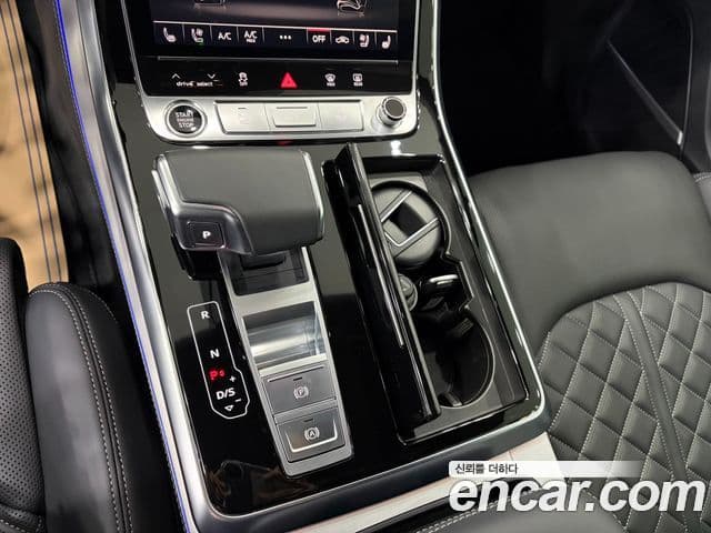 Audi Q7 2025 — Photo 19/20
