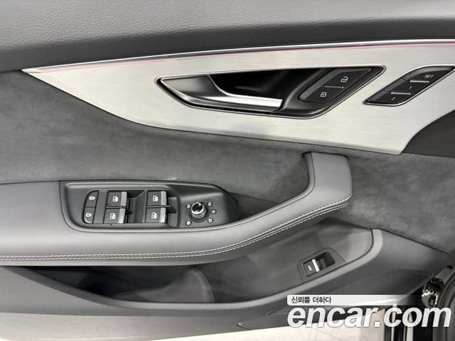 Audi Q7 2025 — Photo 17/20