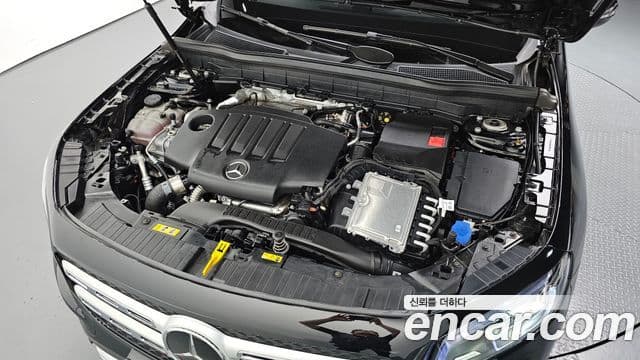 Mercedes-Benz GLB-Class 2023 — Фото 6/20