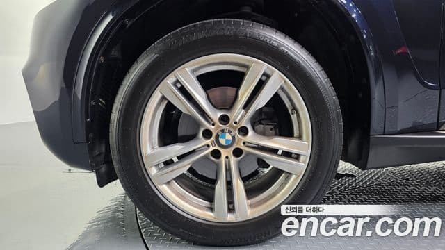 BMW X5 2018 — ფოტო 5/20