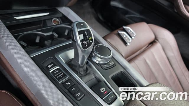 BMW X5 2018 — ფოტო 9/20