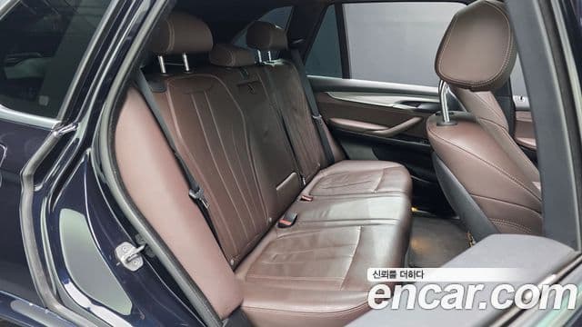 BMW X5 2018 — ფოტო 11/20