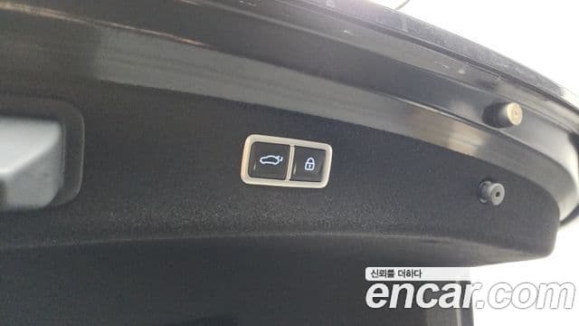 Genesis G80 2021 — Photo 3/32