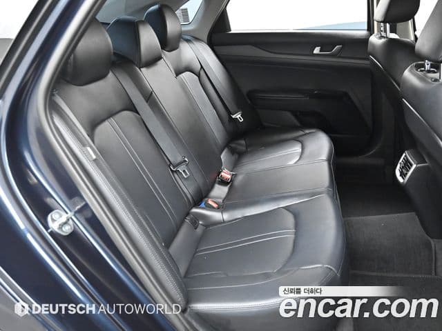 Kia K5 2023 — фото 11 из 20