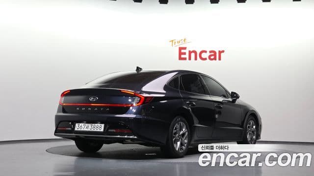 Hyundai Sonata 2021 — Фото 2/20