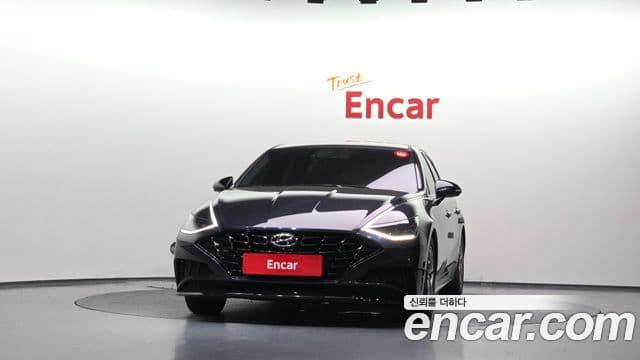Hyundai Sonata 2021 — Фото 3/20